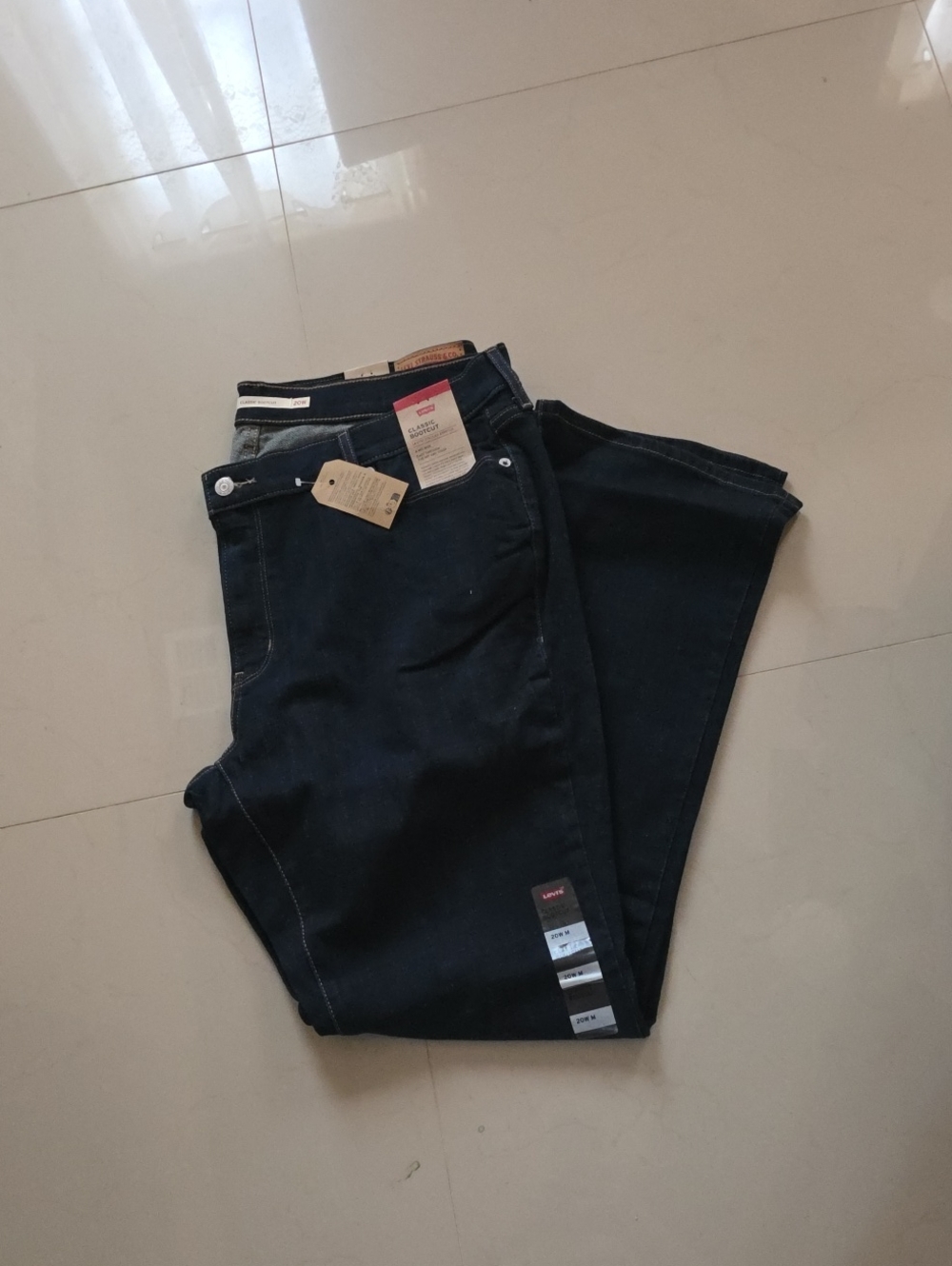 Levis Size 20 Classic Bootcut New With Tags